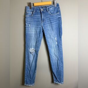 Only Women's Light Blue Carmen Distressed Skinny Jeans, size 28